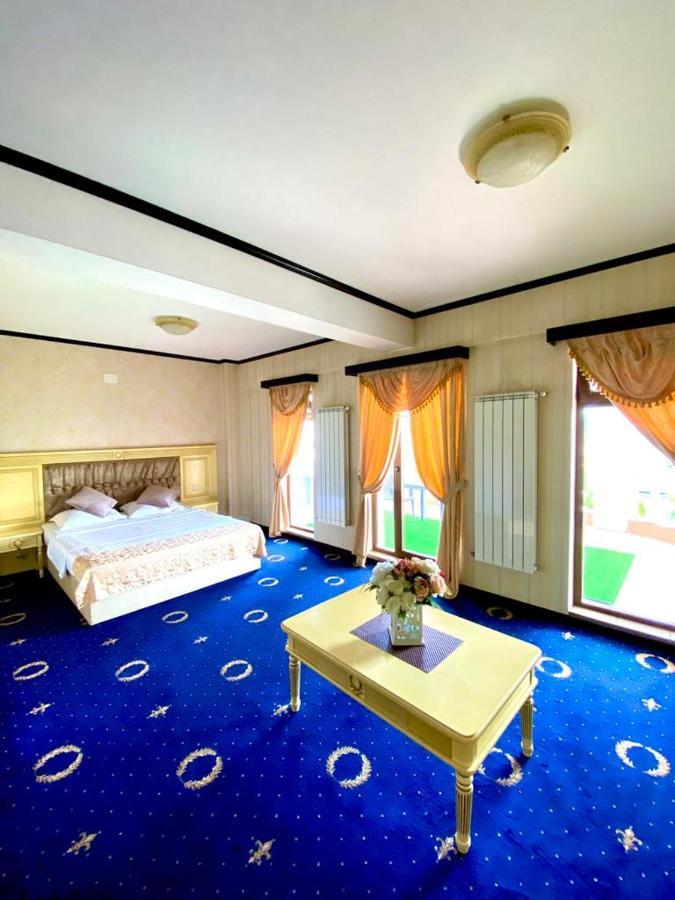 Hotel Premier Class Valea Lupului  Eksteriør bilde