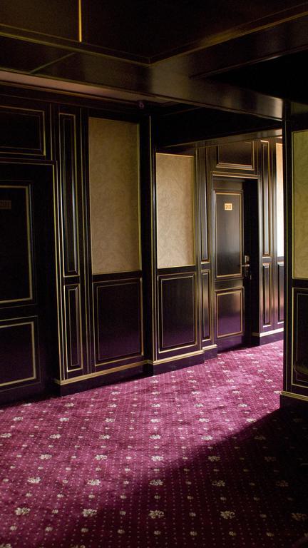 Hotel Premier Class Valea Lupului  Eksteriør bilde