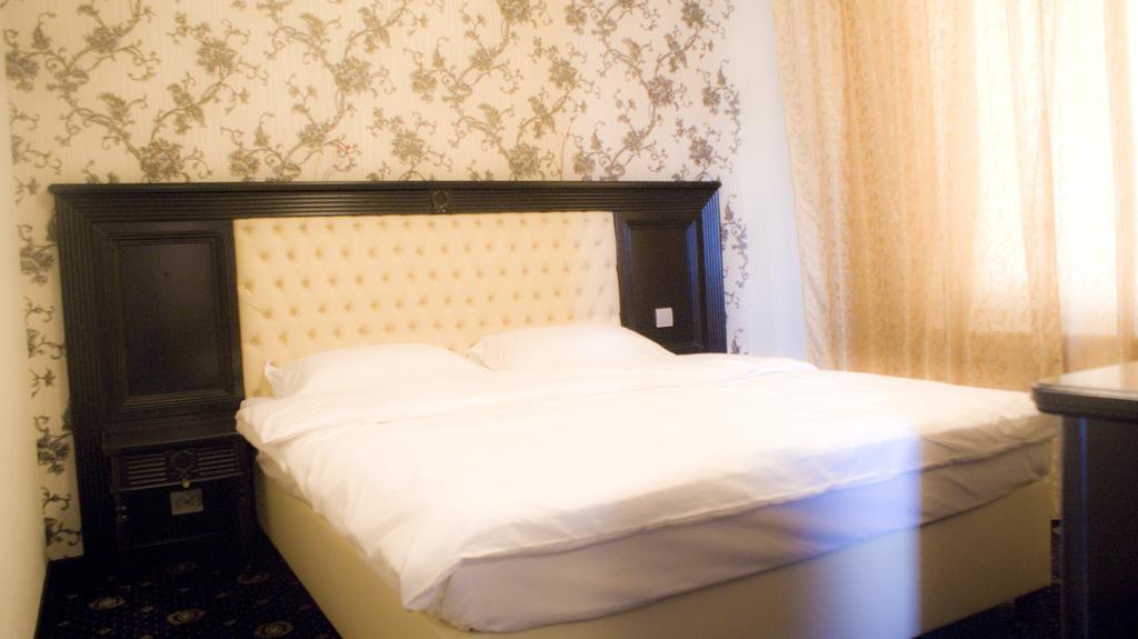Hotel Premier Class Valea Lupului  Eksteriør bilde